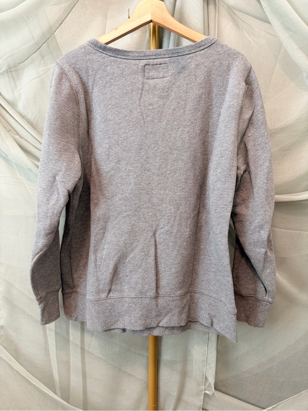 UC Santa Barbara “Mom” Gray Graphic Sweatshirt - Picture 4 of 5